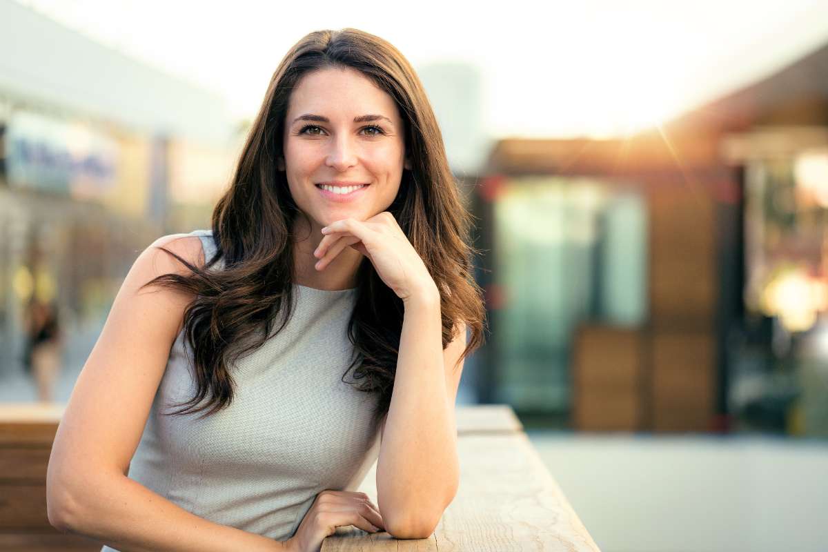 Orthodontic wax application tips